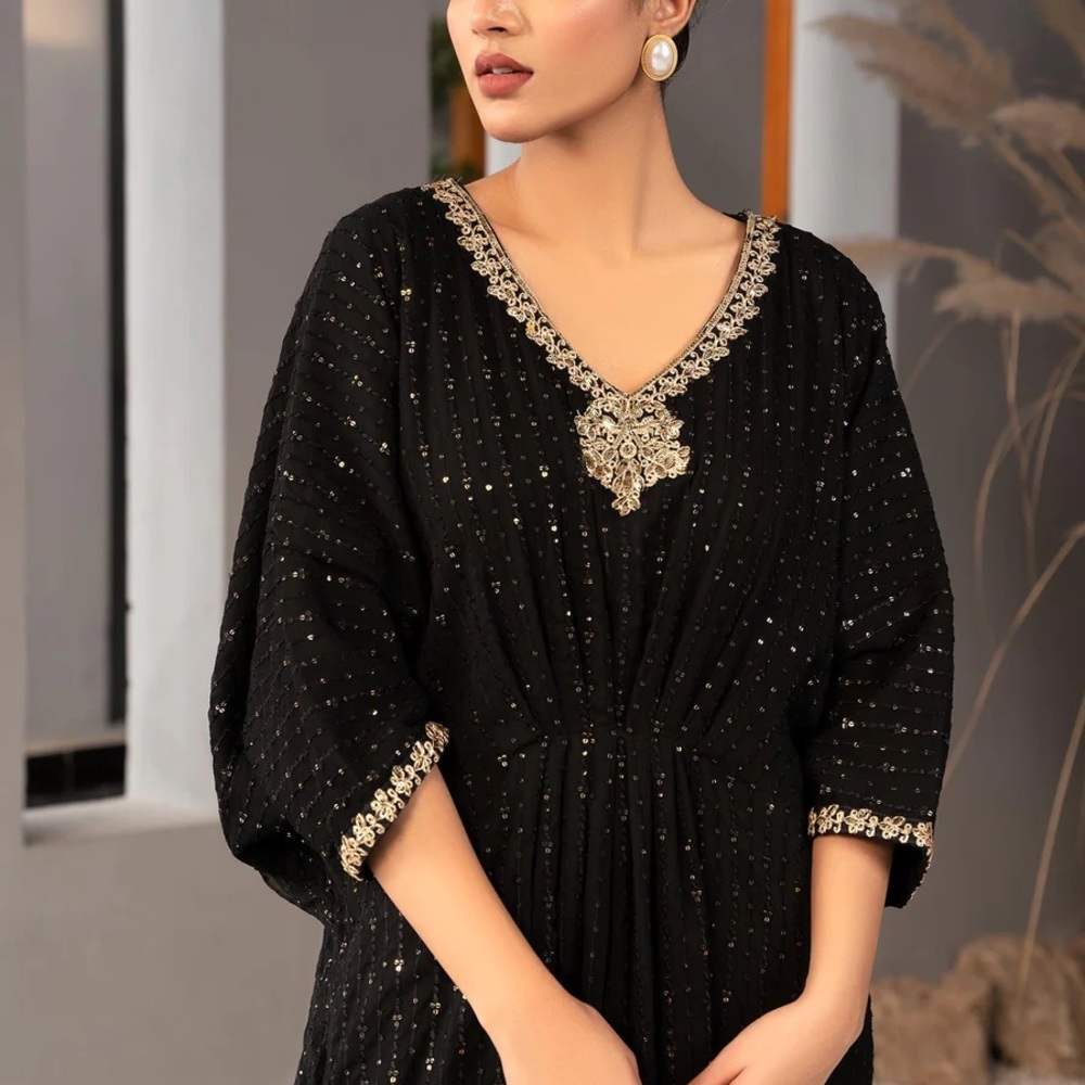 Elegant Black Embellished Dress - Size M